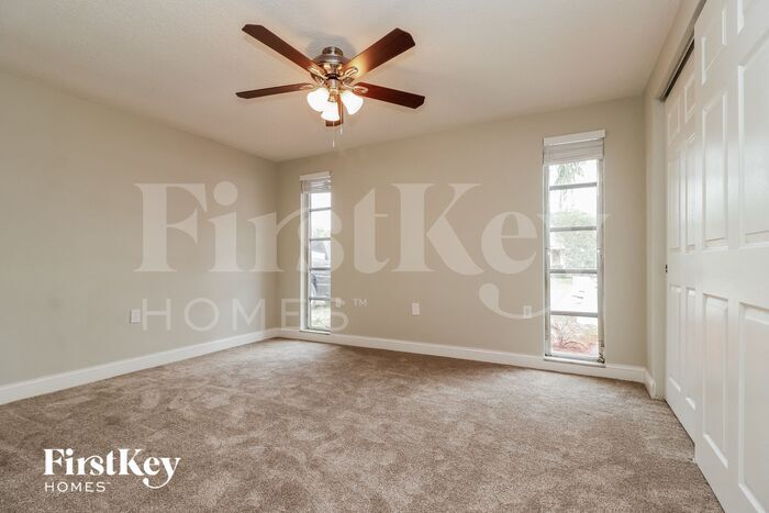 Building Photo - 9305 Ledgestone Ln