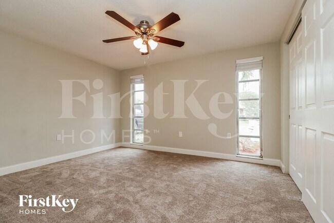 Building Photo - 9305 Ledgestone Ln