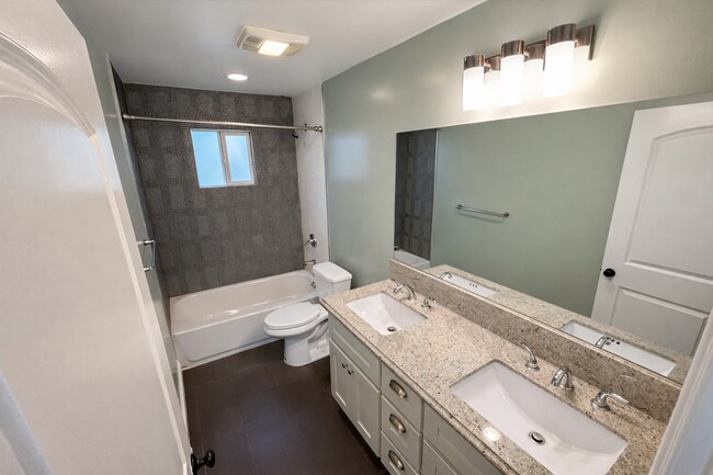 Building Photo - North Hollywood 4BR/3BA Home with Gated Entry and Private Yard