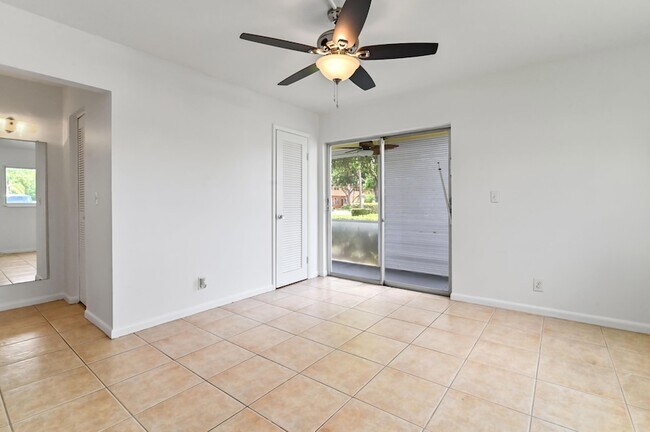 Building Photo - 149 Coventry Pl