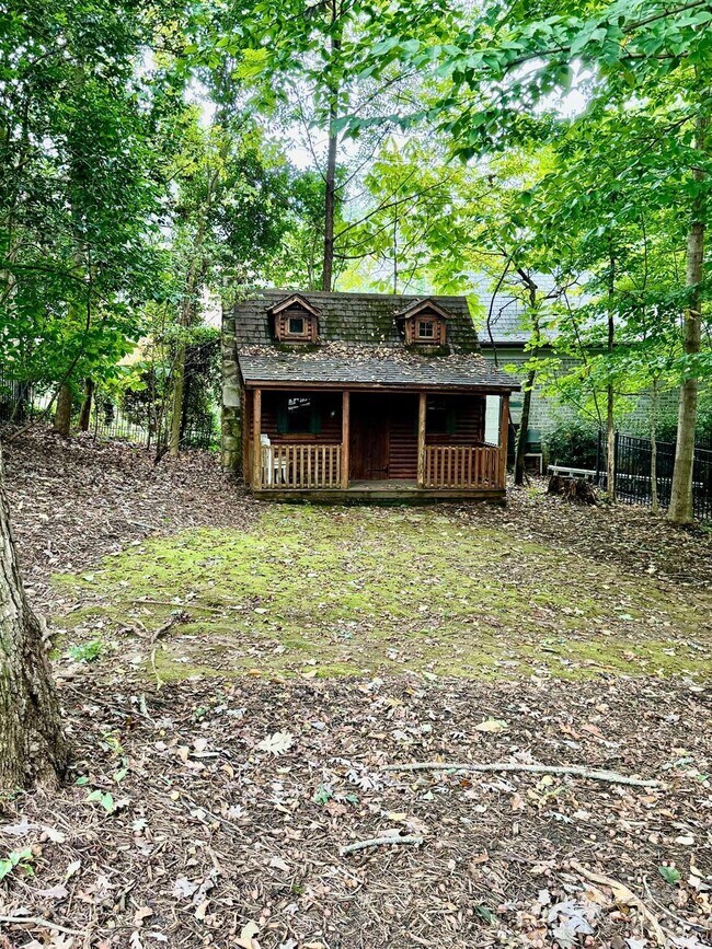Building Photo - 1806 Asbury Hall Ct