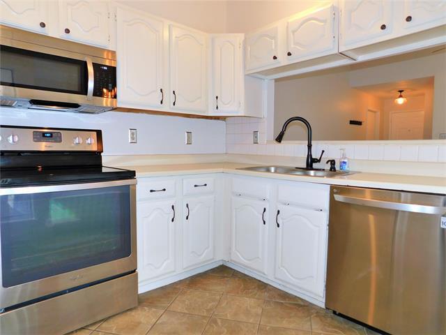 Building Photo - 2716 Mistywood Ln