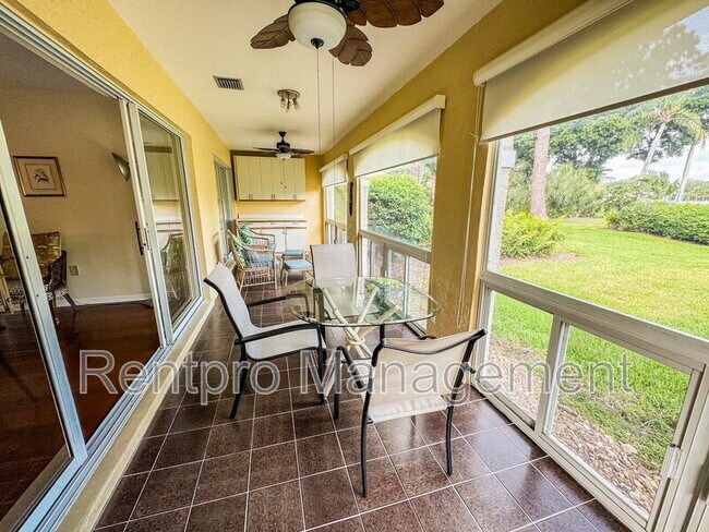 Building Photo - 5574 Chanteclaire