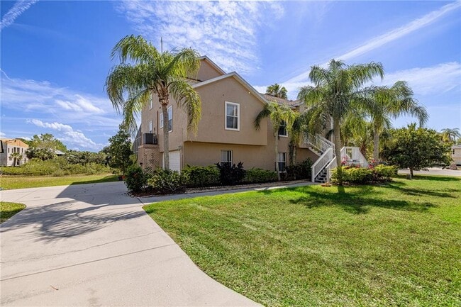 Building Photo - 7345 Brightwaters Ct