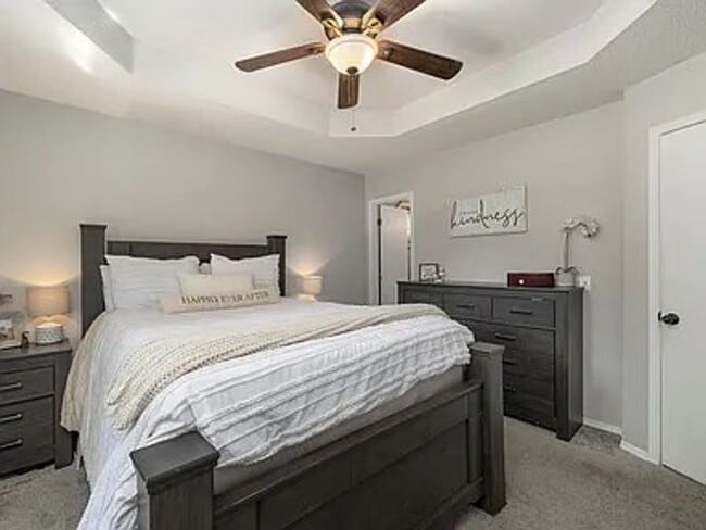 Building Photo - 3 Bed 2 Bath 2 Car Garage Available Now!!!