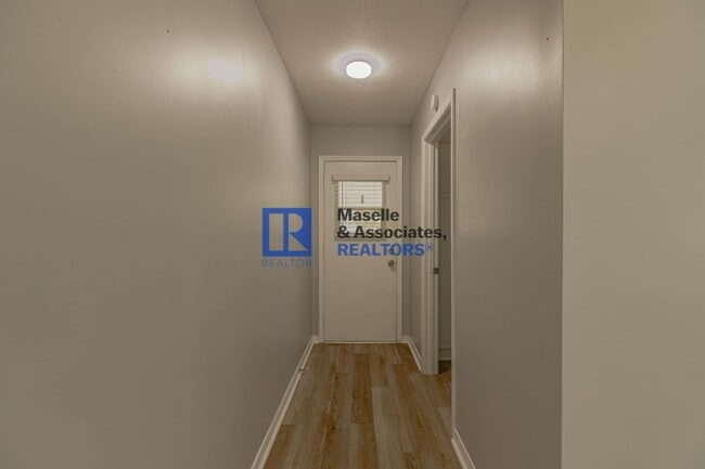 Building Photo - Charming 4-Bed, 2.5-Bath Home in the Heart...