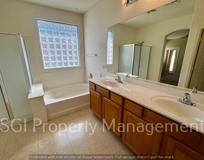 Building Photo - 7165 S Briarwood Ct