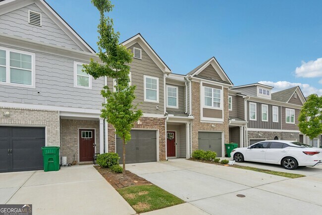 Building Photo - 5811 Calle Vis Dr