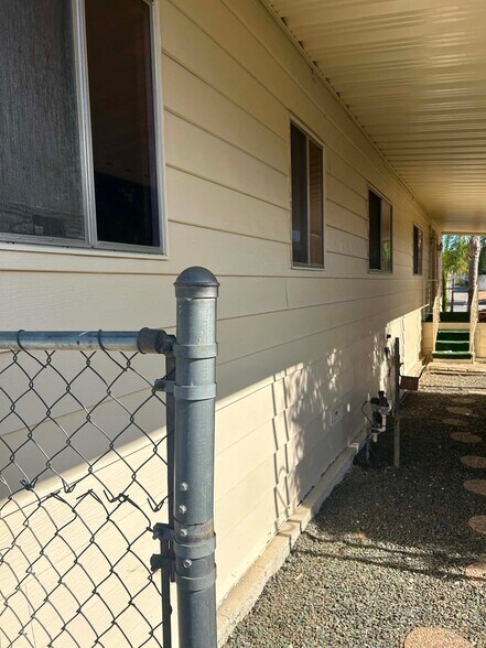 Building Photo - 26030 San Quintin Rd