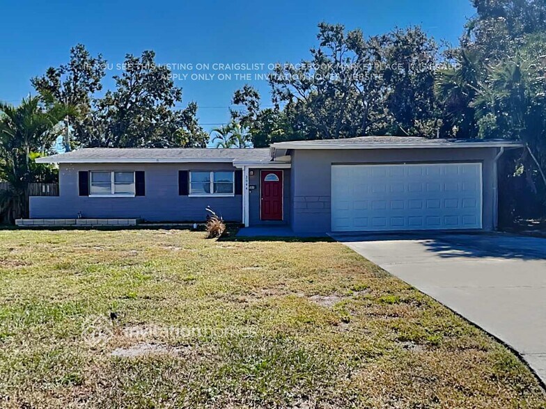 Primary Photo - 3944 Porpoise Dr SE