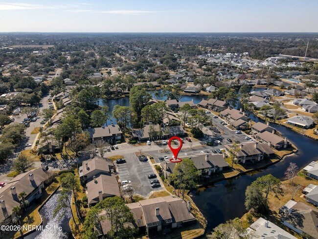 Building Photo - 225 Cranes Lake Dr