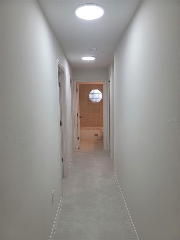 Building Photo - 22 Pin Oak Dr