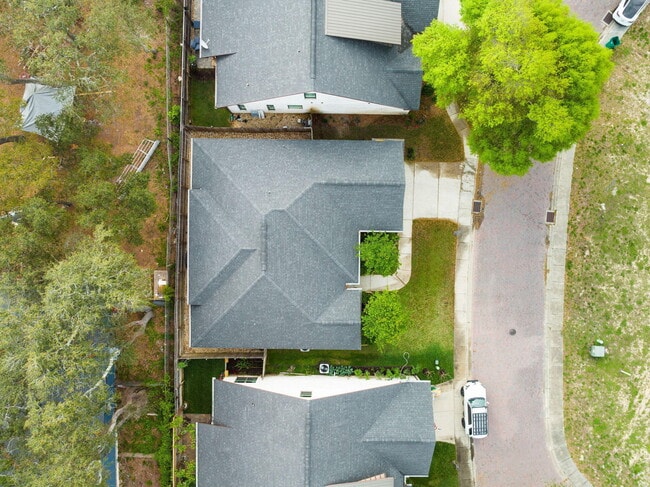 Building Photo - 518 Sibert Ave