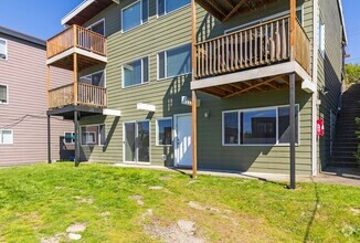 Building Photo - 3405 14th Ave W