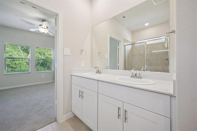 Building Photo - 3412 Brompton Dr
