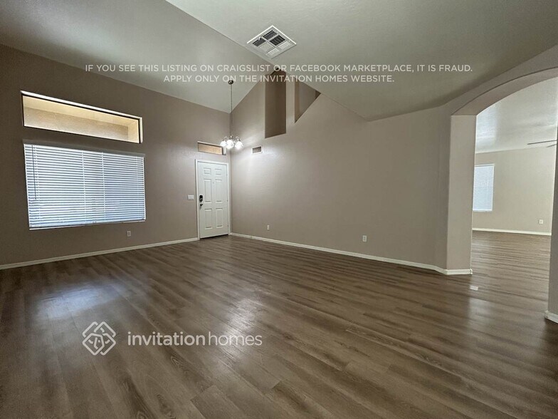 Building Photo - 15787 W Anasazi St