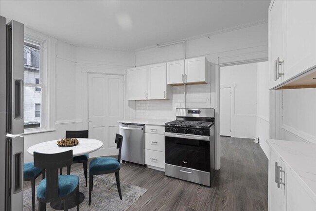 Building Photo - 3900 Howley St