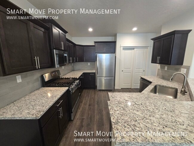Building Photo - 7529 W Snowberry Dr