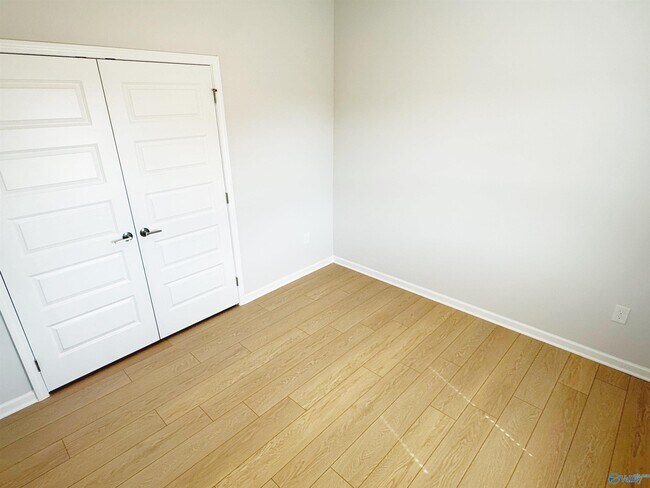 Building Photo - 202 Stockyard Cir