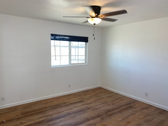 Building Photo - **751 Higgins Rd #27 Barstow** 3 bedroom 2...