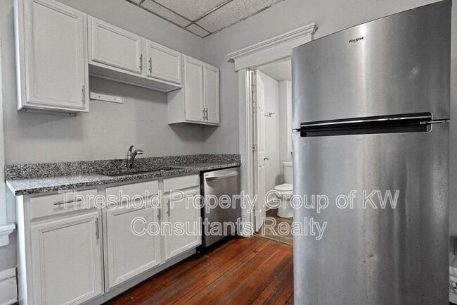 Building Photo - 60 E Patterson Ave