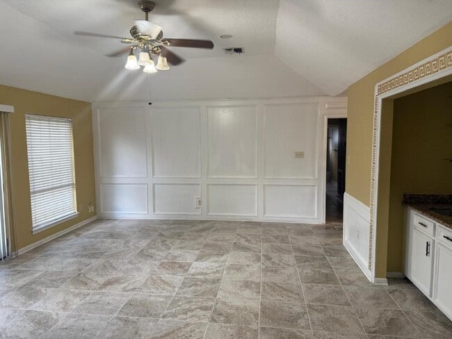 Building Photo - 15111 Paso Real Dr