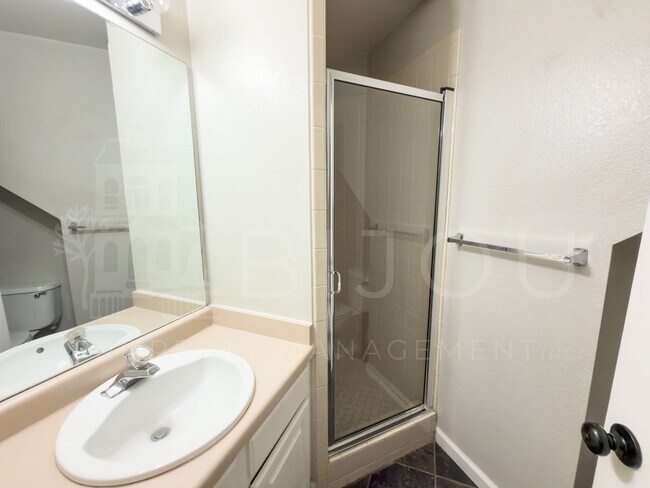 Building Photo - 5545 Chad Ct