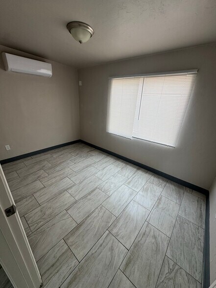 Building Photo - 313 W 44th St