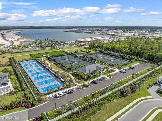 Building Photo - 9568 Caymas Ter