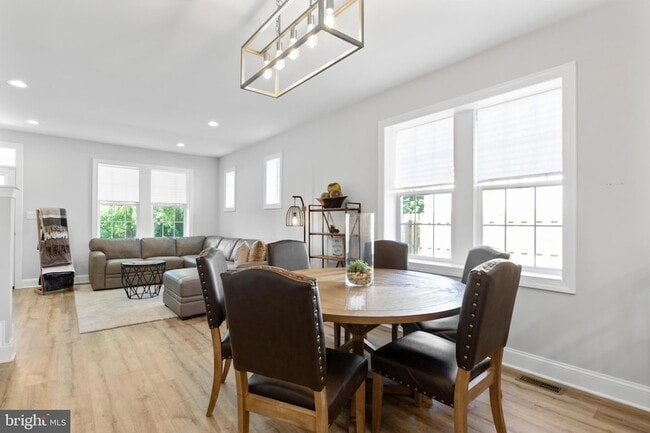 Building Photo - 528 Lower E Valley Forge Rd