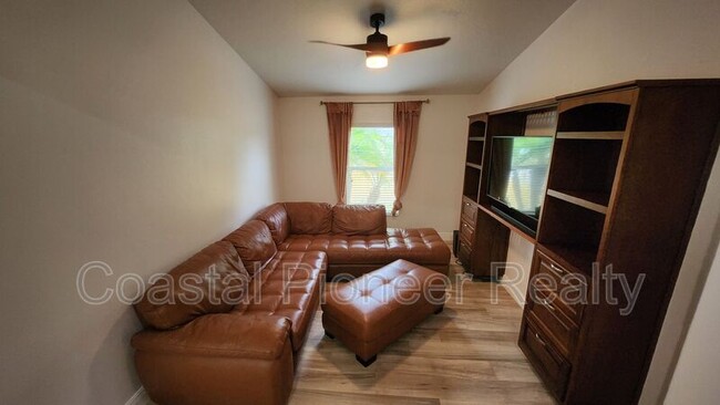 Building Photo - 11404 Holmbridge Ln