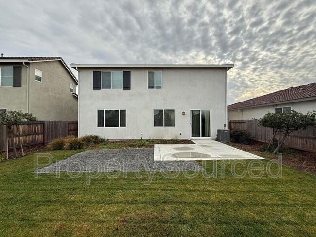 Building Photo - 15535 Ortega St