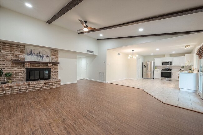 Building Photo - 16810 Sweno Ct