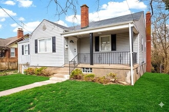 Building Photo - 1930 Stevens Ave
