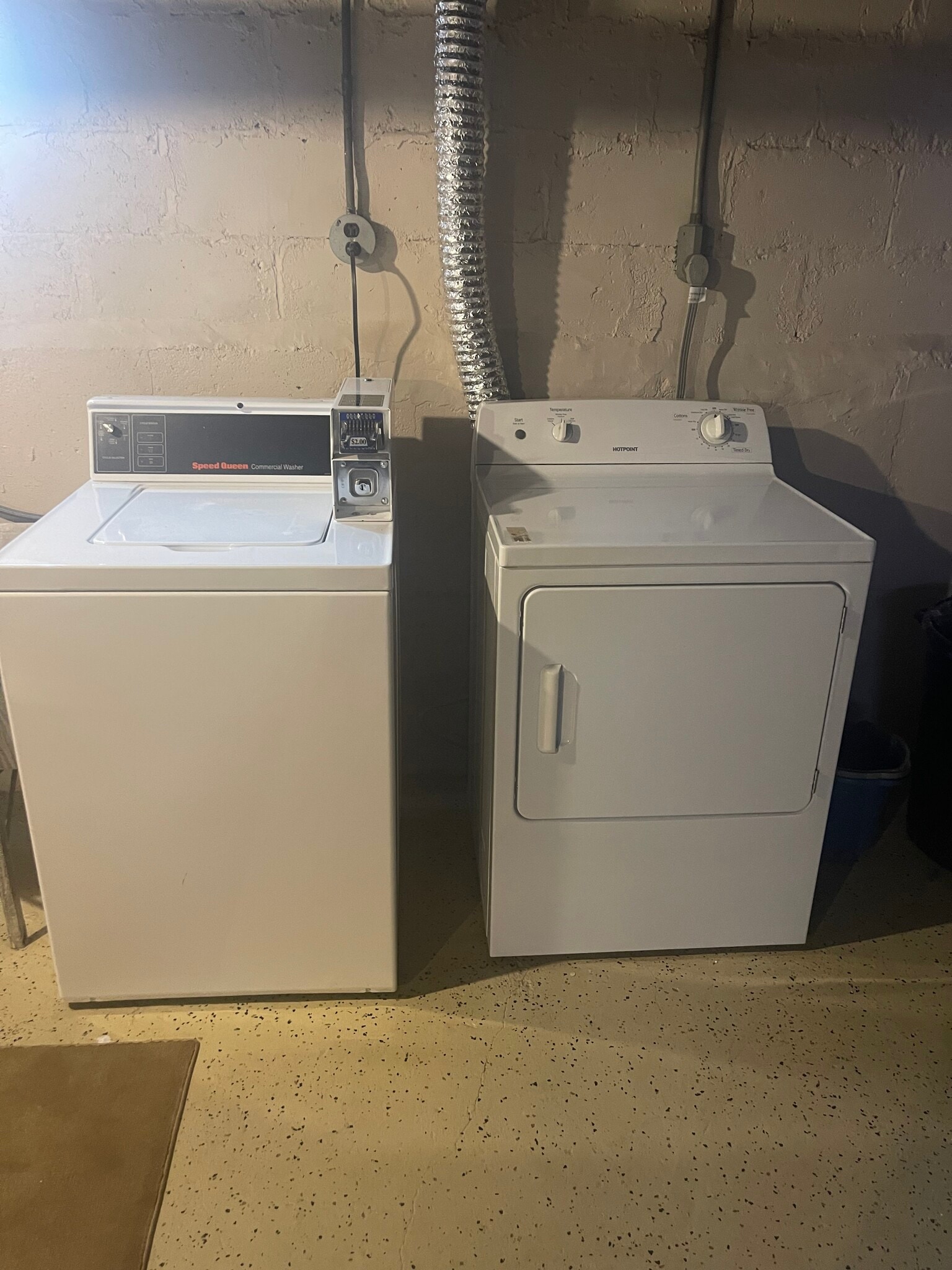 Building Photo - 6726 20th Ave