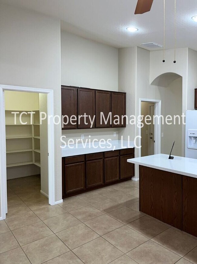 Building Photo - Beautiful 4 bedroom home in Casa Grande!