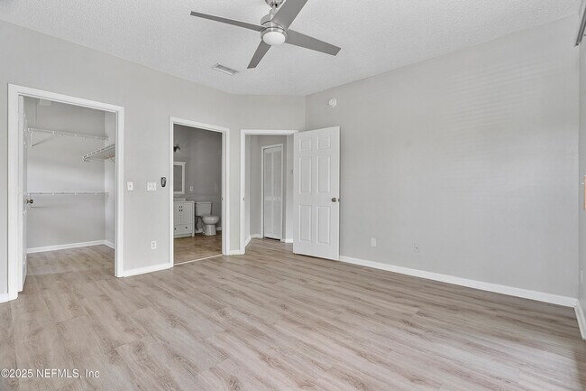 Building Photo - 10000 Gate Pkwy