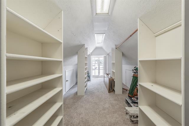 Building Photo - 16056 Chalfont Ct