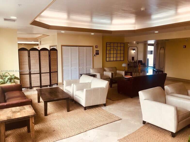 Building Photo - 3500 Coral Way
