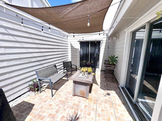 Building Photo - 13700 SW 149th Cir Ln