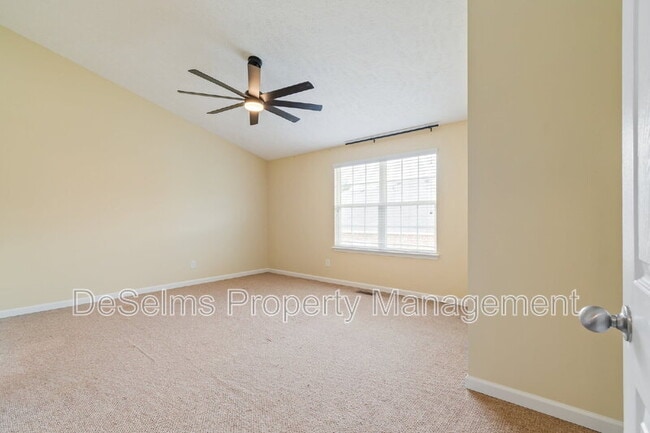 Building Photo - 612 Spence Enclave Way