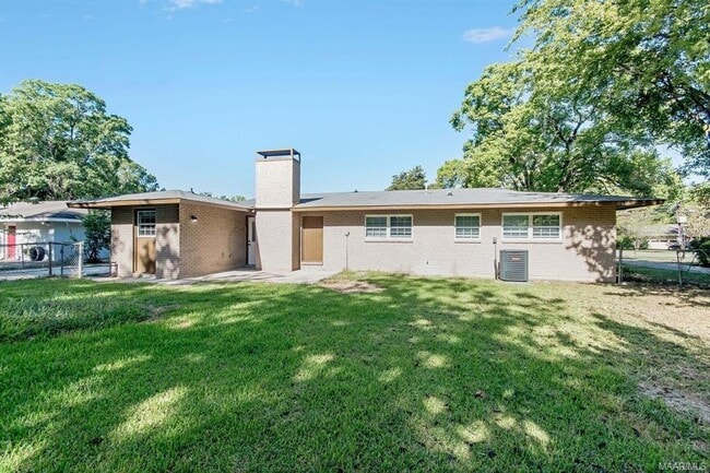 Building Photo - 1937 Cottingham Dr