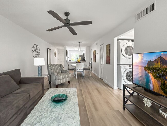Building Photo - Fully Furnished Waterfront Community Condo in Isla Del Sol - 2bed | 2bath