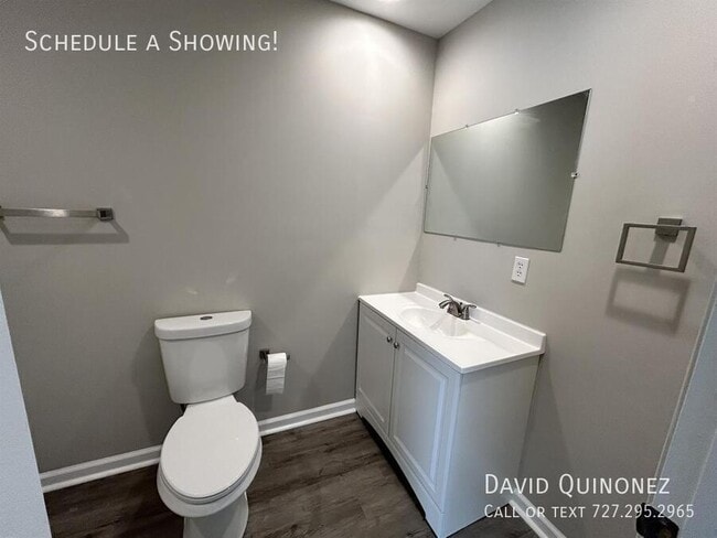 Building Photo - 5715 Heather View Ln