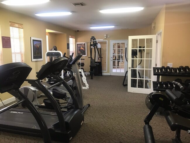 Building Photo - 1239 SW 46th Ave