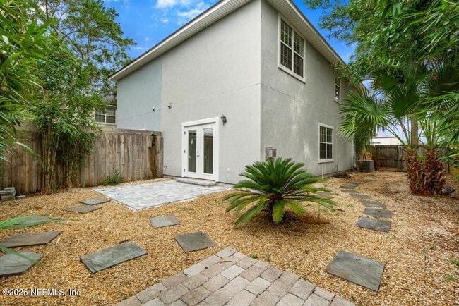 Building Photo - 66 W 14th St