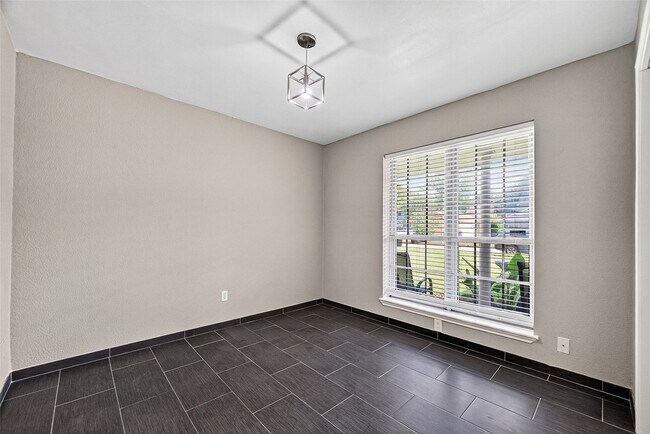 Building Photo - 10315 Goodrum Rd