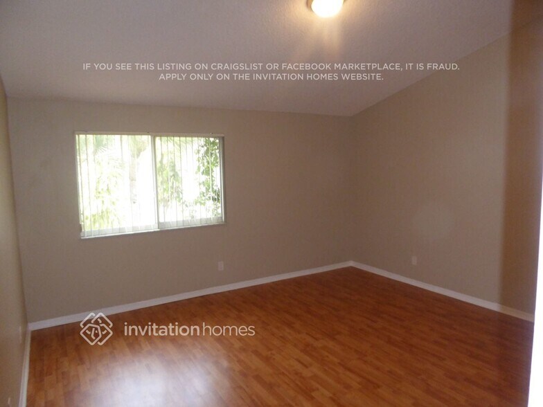 Building Photo - 10965 W Broward Blvd