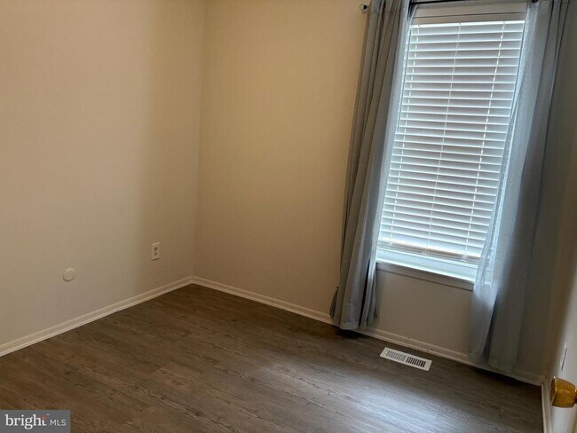 Building Photo - 85 Arbor Meadow Dr