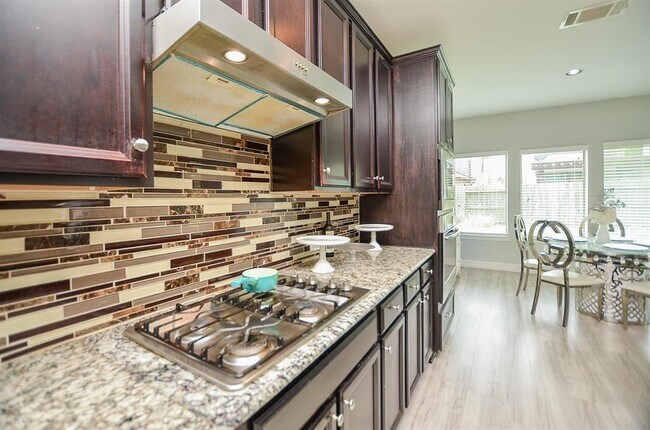 Building Photo - 6638 Miller Shadow Ln